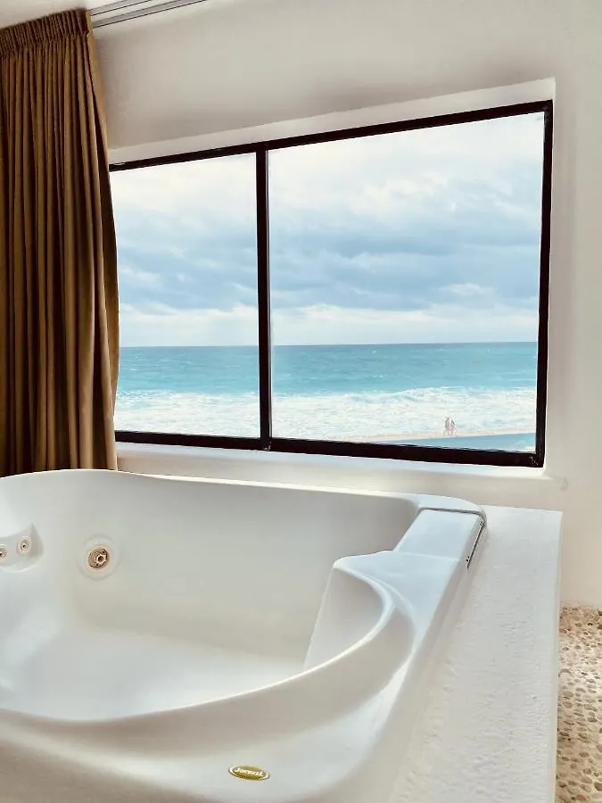 Cyan Cancun Resort & Spa Hotel