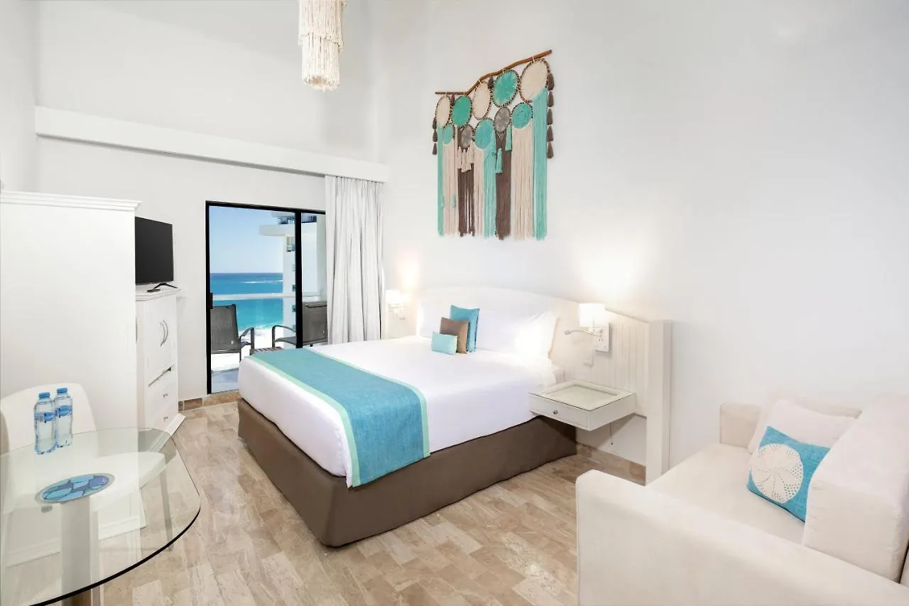 Cyan Cancun Resort & Spa